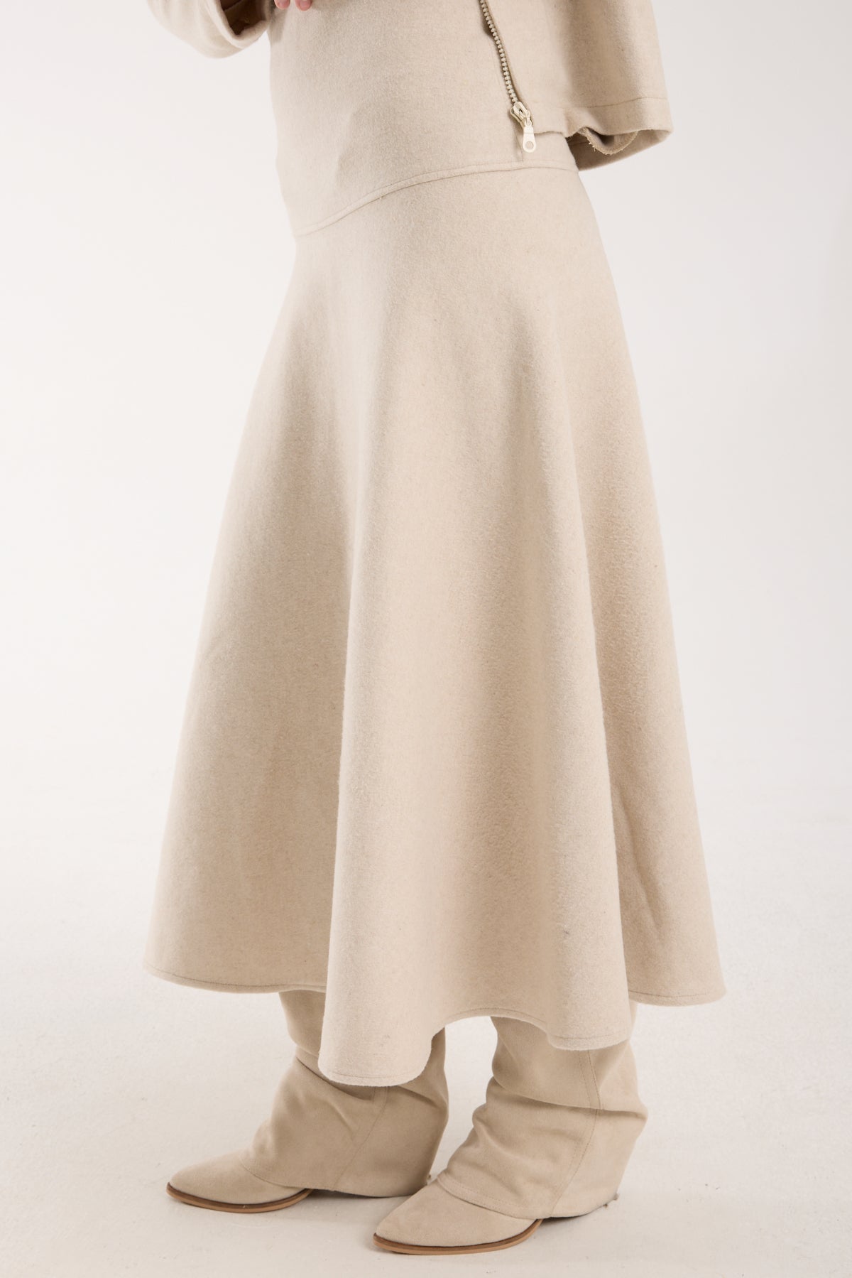 2 Parça Set Tam Fermuarlı Kısa Ceket ve Kloş Uzun Etek