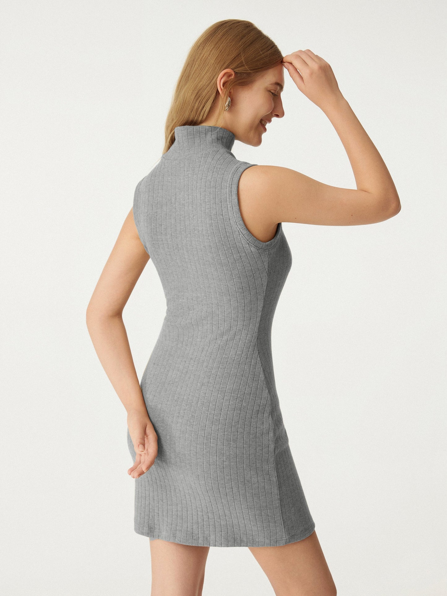 Zarif Kolsuz Mock-Neck Mini Elbise