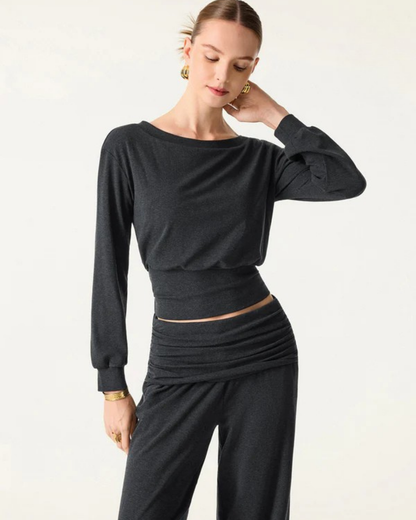 Kayık Yaka Bel Detaylı Brami Üst