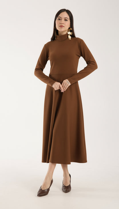 Heat-Tech Yüksek Yaka Midi Elbise