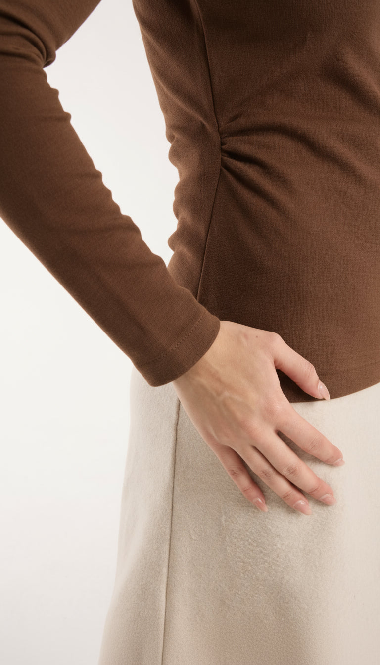 V Yaka Yandan Büzgülü Brami Üst