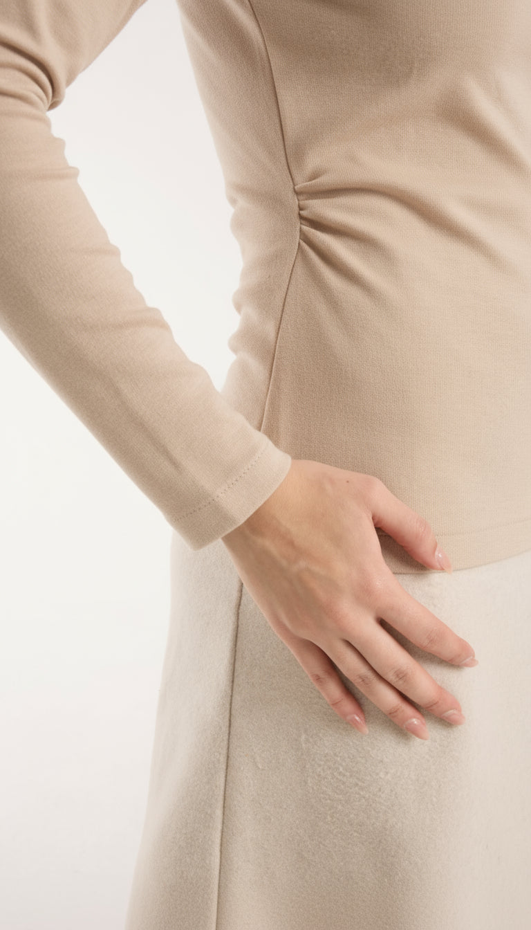 V Yaka Yandan Büzgülü Brami Üst