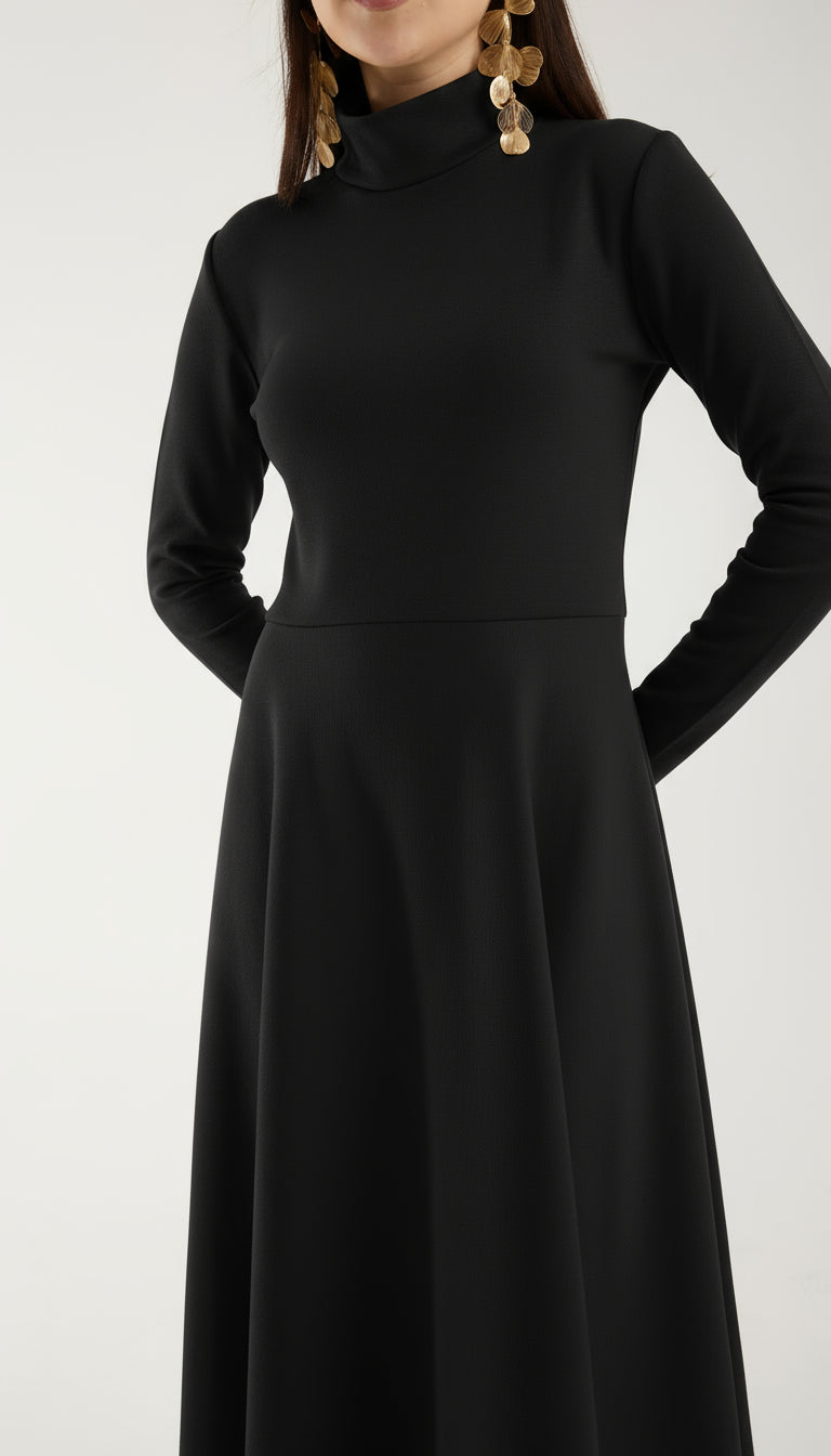 Heat-Tech Yüksek Yaka Midi Elbise