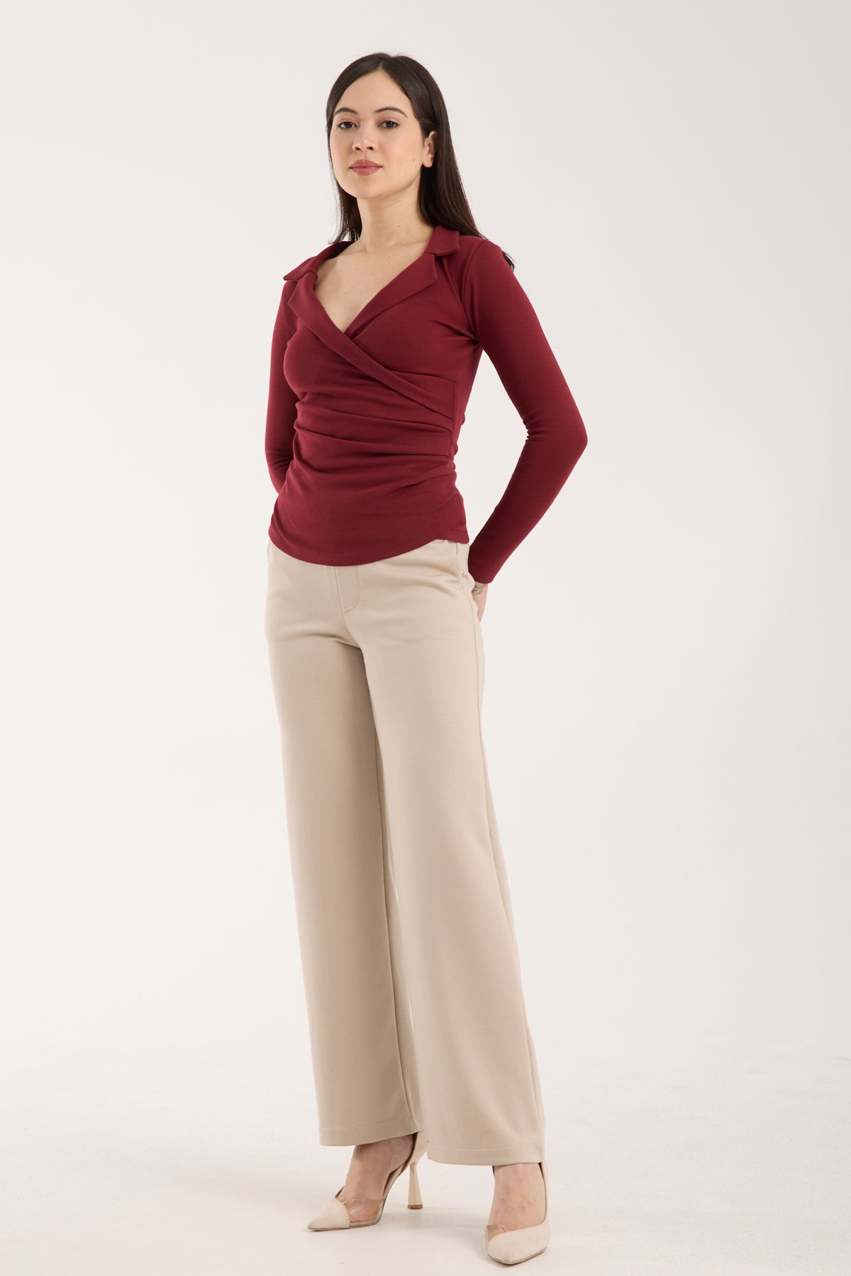 Yaka Detaylı Brami Üst