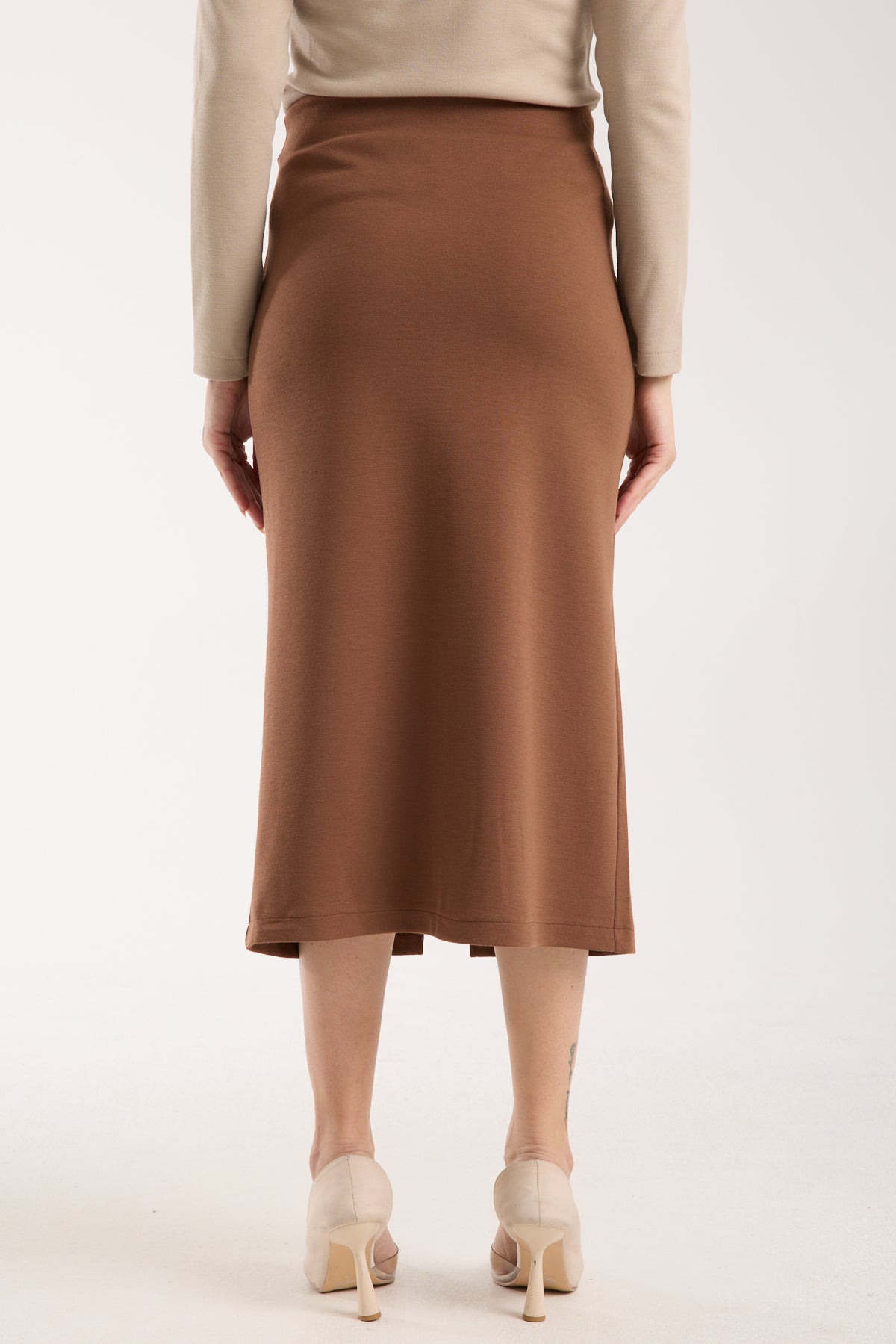 Cep Detaylı Önden Yırtmaçlı Kalem Etek