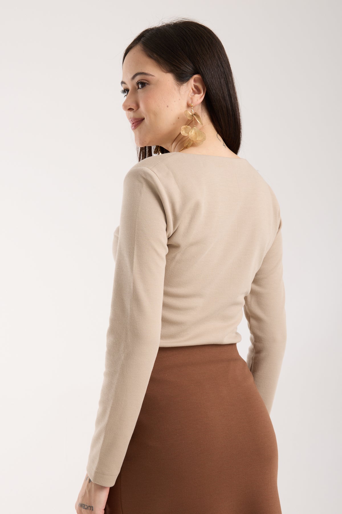 Asimetrik Yaka Brami Üst