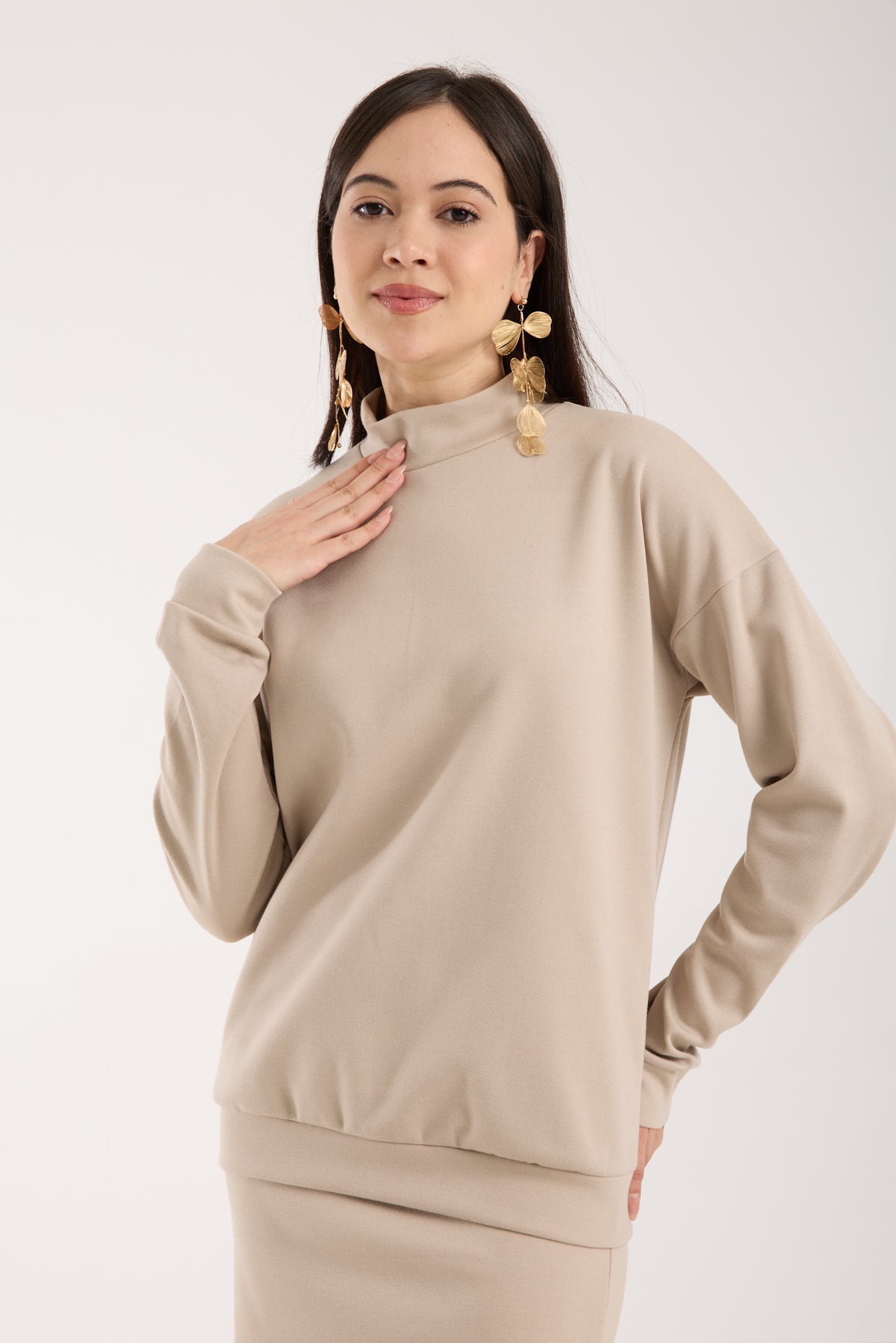Yüksek Yaka Düşük Kollu Sweet