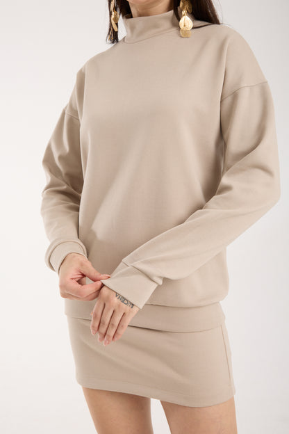 Yüksek Yaka Düşük Kollu Sweet