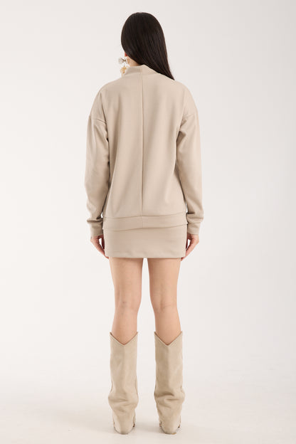 Yüksek Yaka Düşük Kollu Sweet